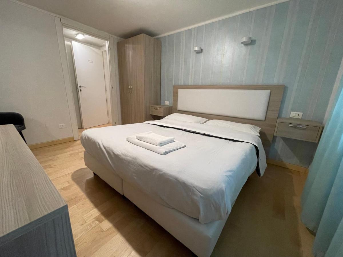 Luciano Laterani Guest House 로마 외부 사진